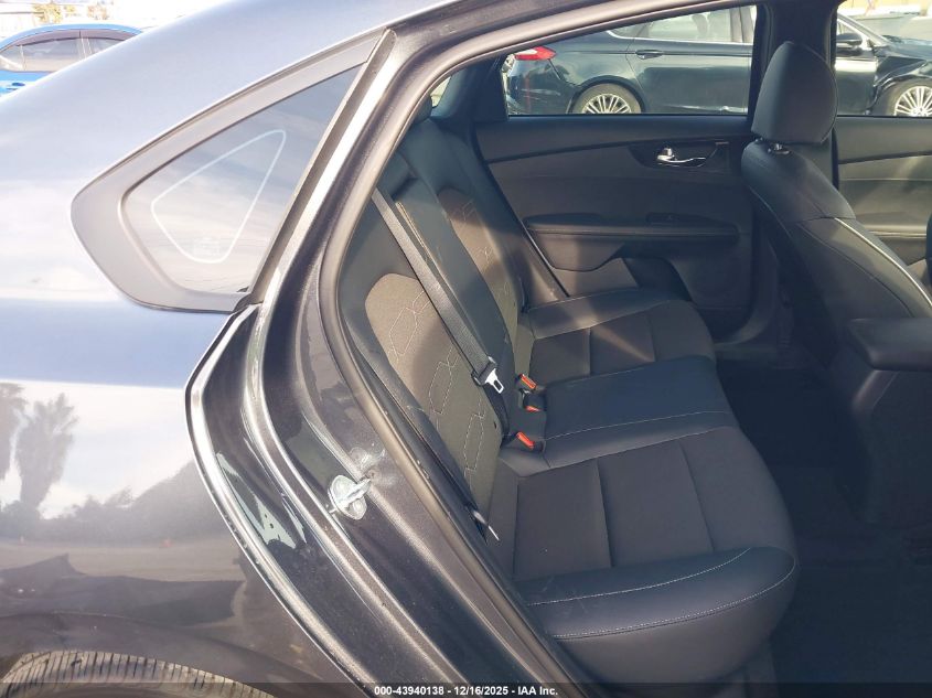 2023 Kia Forte Gt-Line VIN: 3KPF54AD9PE658194 Lot: 43940138