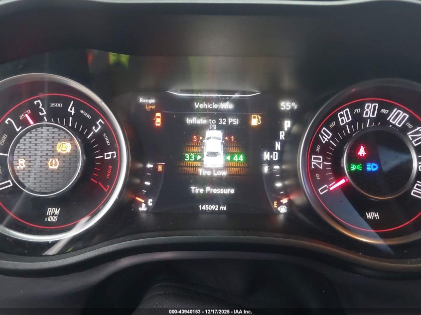 2015 Dodge Challenger Sxt VIN: 2C3CDZAGXFH730704 Lot: 43940153