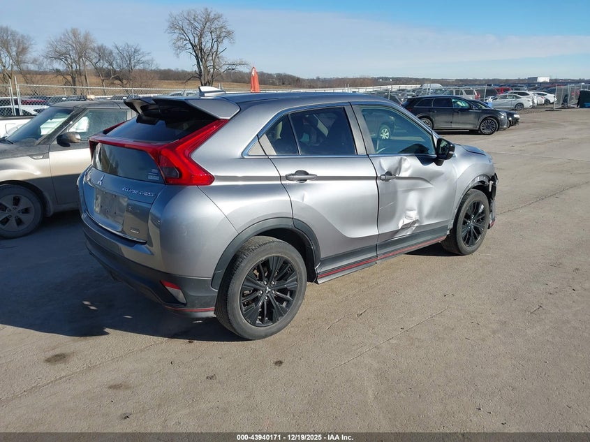 Mitsubishi ECLIPSE CROSS — thumbnail 4