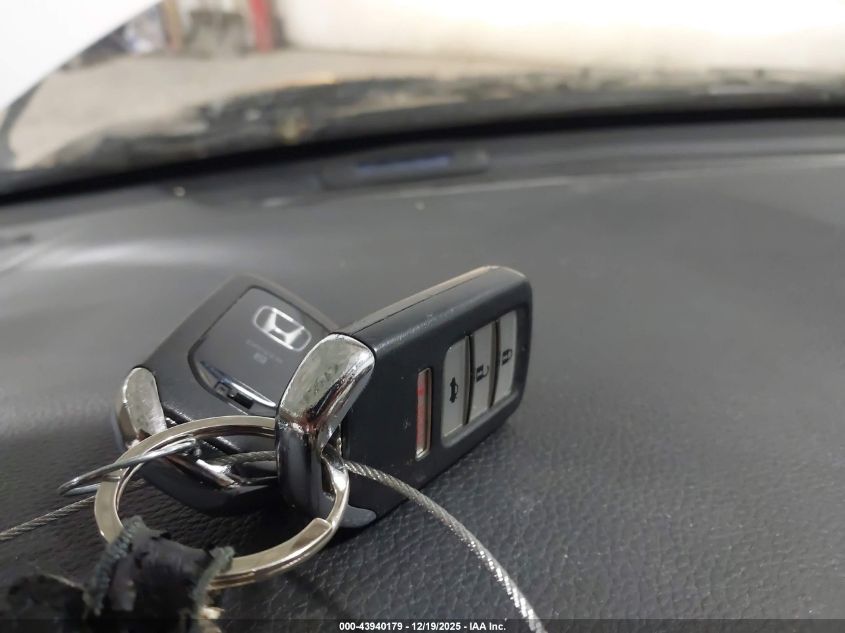 2015 Honda Accord Ex-L VIN: 1HGCR2F82FA048082 Lot: 43940179