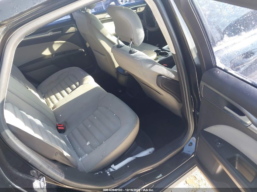 2014 Ford Fusion S VIN: 3FA6P0G76ER297832 Lot: 43940183