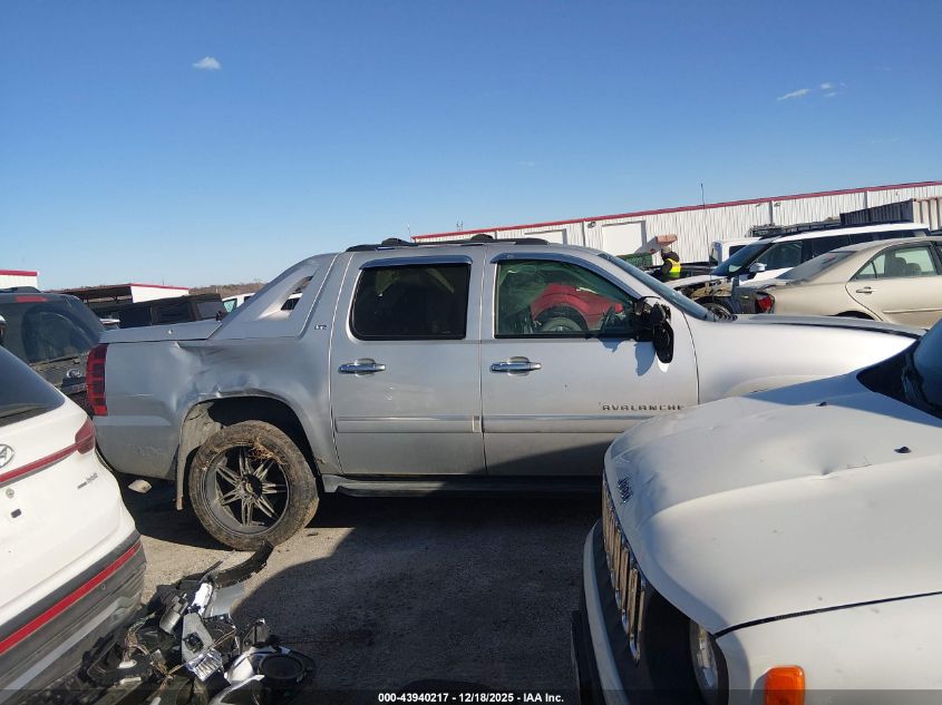 2012 Chevrolet Avalanche 1500 Ltz VIN: 3GNTKGE72CG136160 Lot: 43940217
