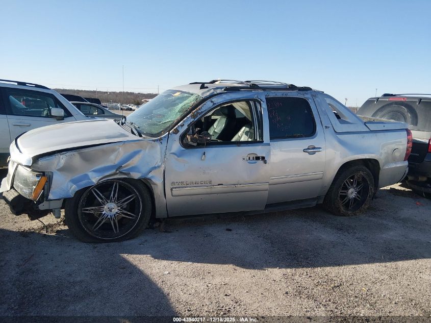 2012 Chevrolet Avalanche 1500 Ltz VIN: 3GNTKGE72CG136160 Lot: 43940217