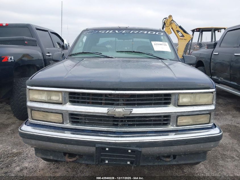 1998 Chevrolet K1500 Fleetside VIN: 2GCEK19R7W1225598 Lot: 43940226