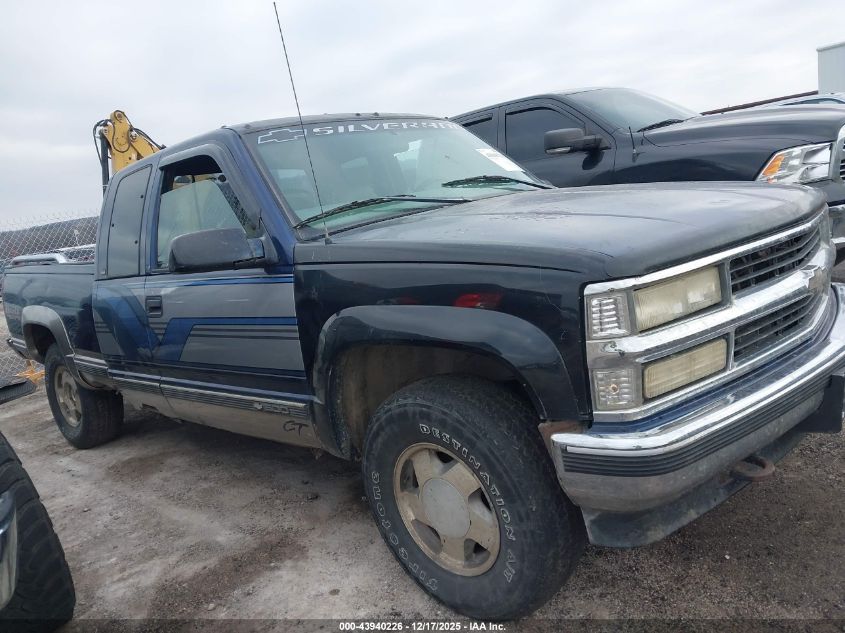 1998 Chevrolet K1500 Fleetside VIN: 2GCEK19R7W1225598 Lot: 43940226