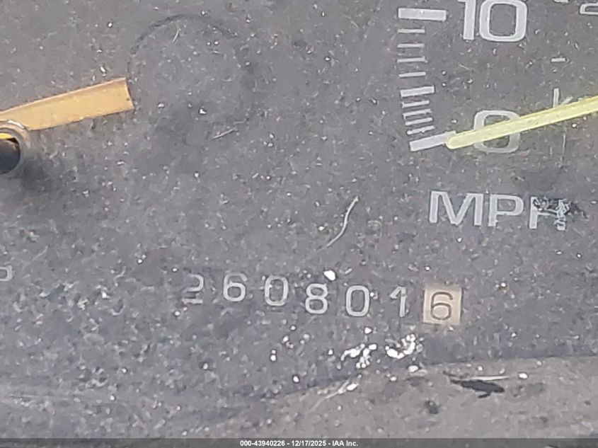 1998 Chevrolet K1500 Fleetside VIN: 2GCEK19R7W1225598 Lot: 43940226