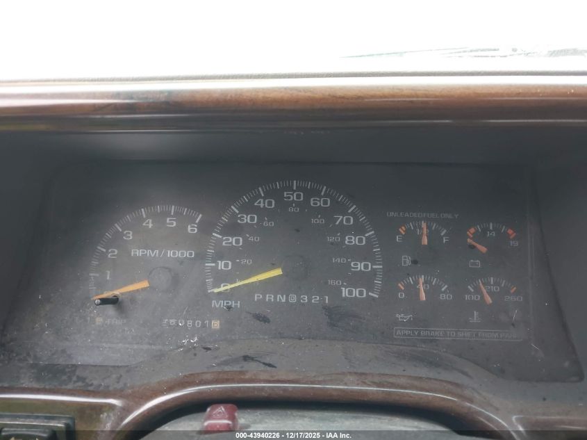 1998 Chevrolet K1500 Fleetside VIN: 2GCEK19R7W1225598 Lot: 43940226