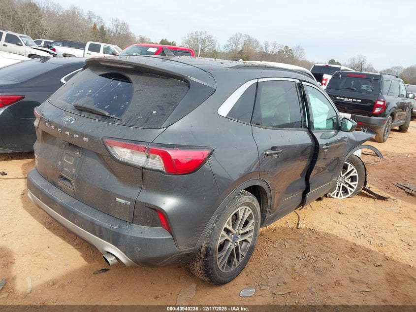 2020 Ford Escape Sel
