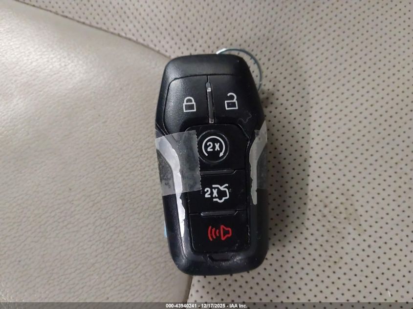 2016 Ford Fusion Titanium VIN: 3FA6P0K95GR399330 Lot: 43940241