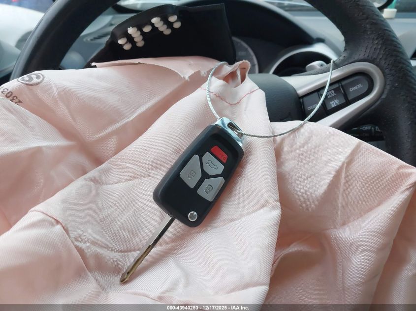 2010 Honda Fit Sport VIN: JHMGE8H40AS007671 Lot: 43940253