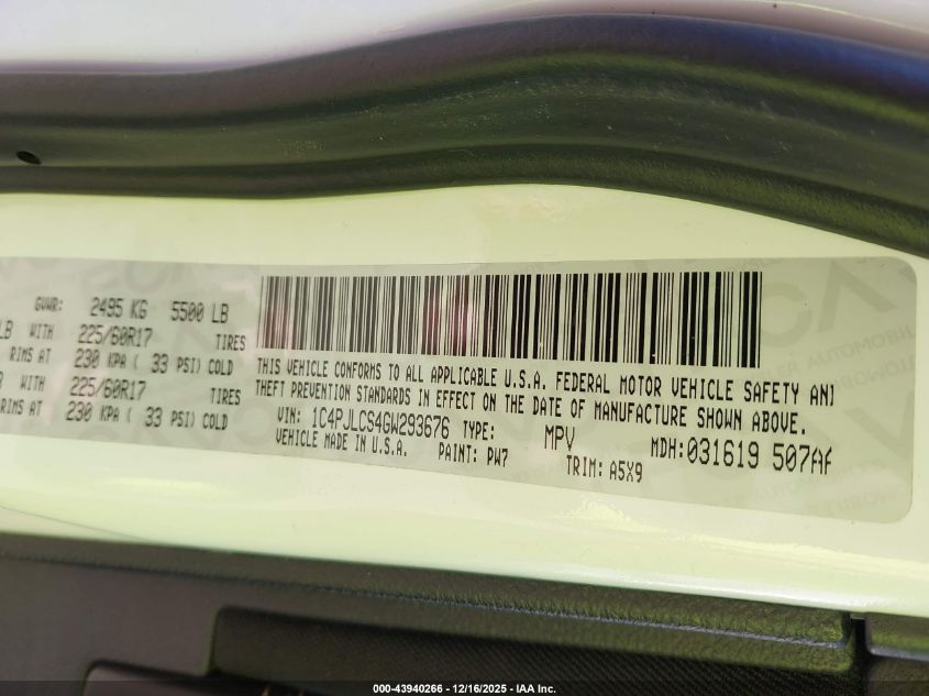 2016 Jeep Cherokee Latitude VIN: 1C4PJLCS4GW293676 Lot: 43940266