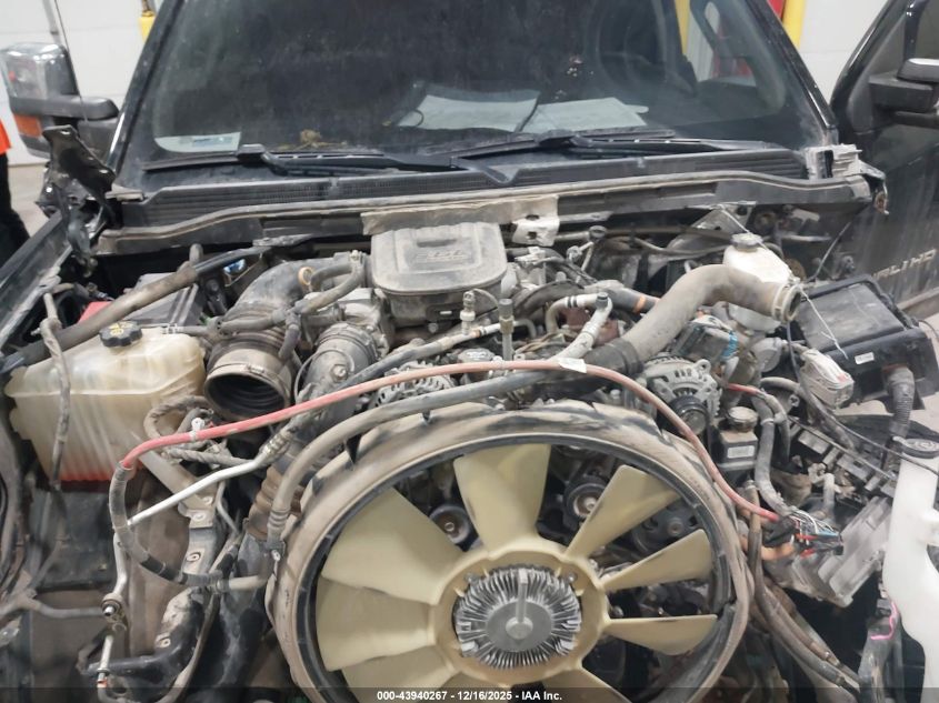 2016 GMC Sierra 2500Hd Denali VIN: 1GT12UE82GF257351 Lot: 43940267