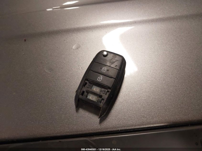 2018 Kia Soul + VIN: KNDJP3A51J7595090 Lot: 43940301