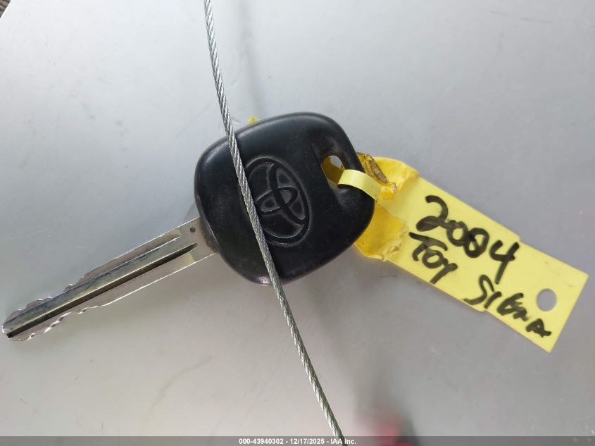 2004 Toyota Sienna Le VIN: 5TDZA23C14S220935 Lot: 43940302