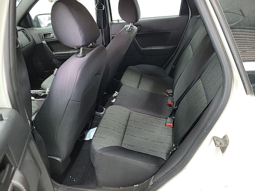 2011 Ford Focus Se VIN: 1FAHP3FN0BW195624 Lot: 43940309