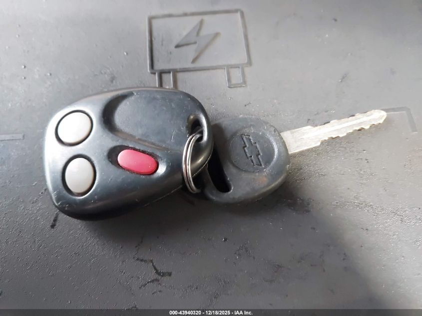 2004 Chevrolet Silverado 1500 Z71 VIN: 1GCEK19T04E284967 Lot: 43940320