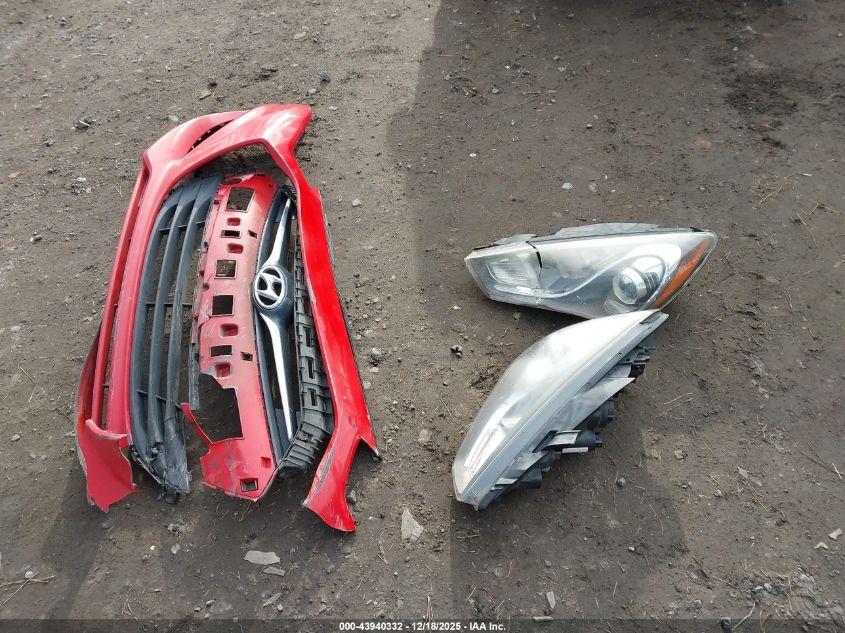 2014 Hyundai Genesis 3.8 R-Spec VIN: KMHHU6KJ2EU114657 Lot: 43940332