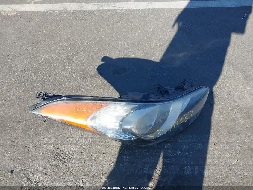 2013 Hyundai Elantra Limited VIN: 5NPDH4AE3DH431582 Lot: 43940337