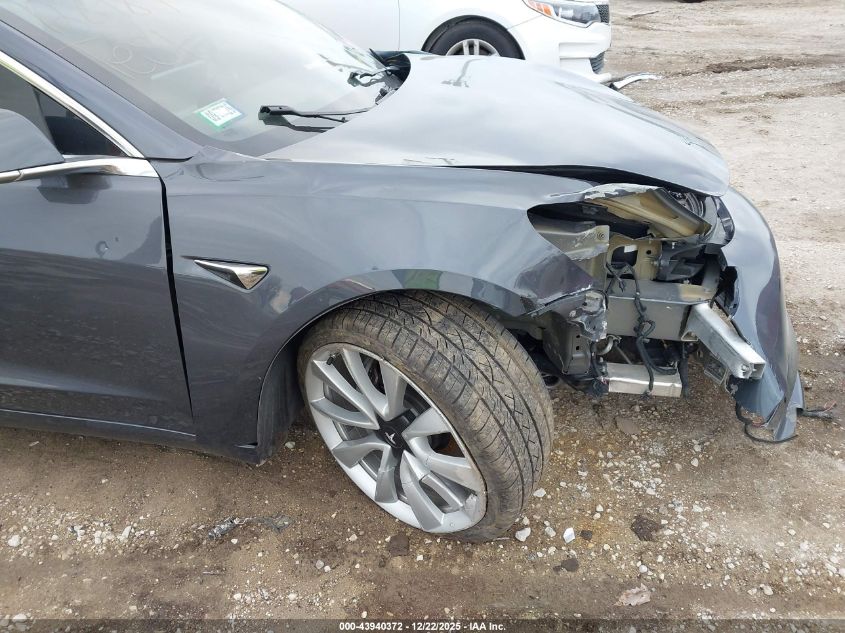 2019 Tesla Model 3 Long Range/Mid Range/Standard Range/Standard Range Plus VIN: 5YJ3E1EA5KF308176 Lot: 43940372