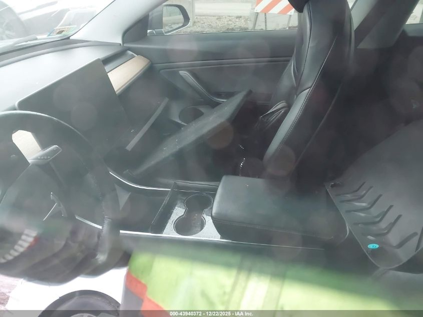 2019 Tesla Model 3 Long Range/Mid Range/Standard Range/Standard Range Plus VIN: 5YJ3E1EA5KF308176 Lot: 43940372