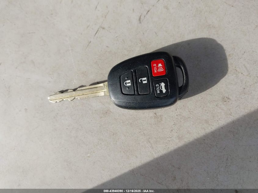 2014 Toyota Corolla Le/Le Plus/Le Premium VIN: 5YFBURHE3EP071966 Lot: 43940390