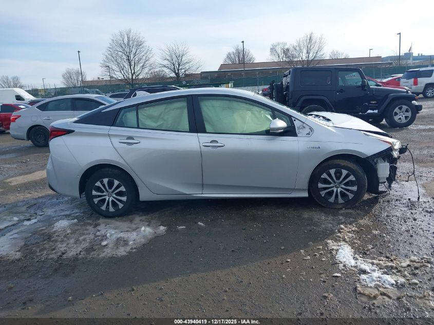 2022 Toyota Prius Le Awd-E VIN: JTDL9MFUXN3038099 Lot: 43940419