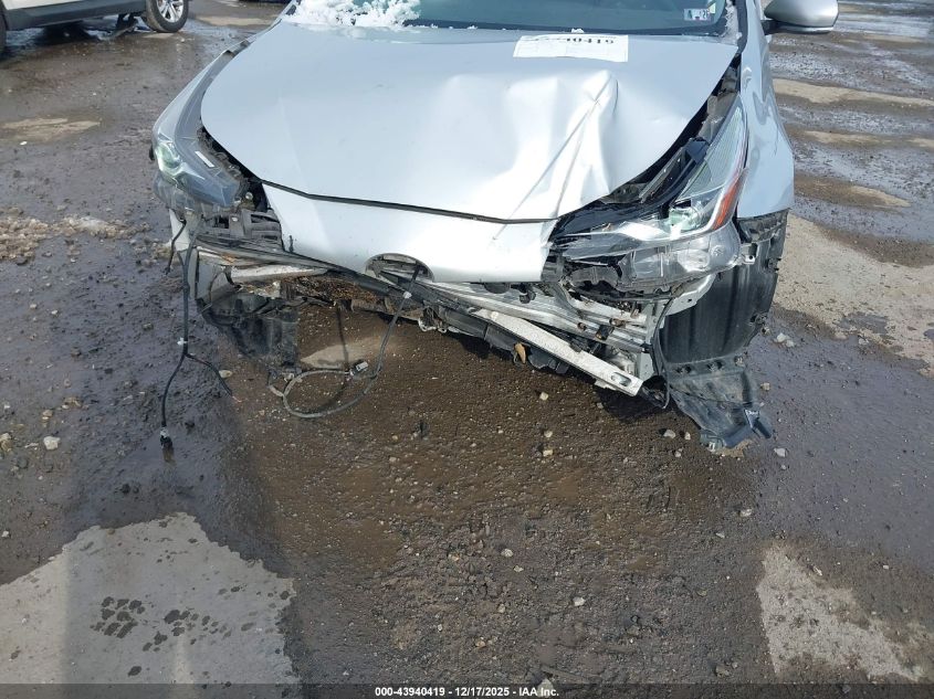 2022 Toyota Prius Le Awd-E VIN: JTDL9MFUXN3038099 Lot: 43940419