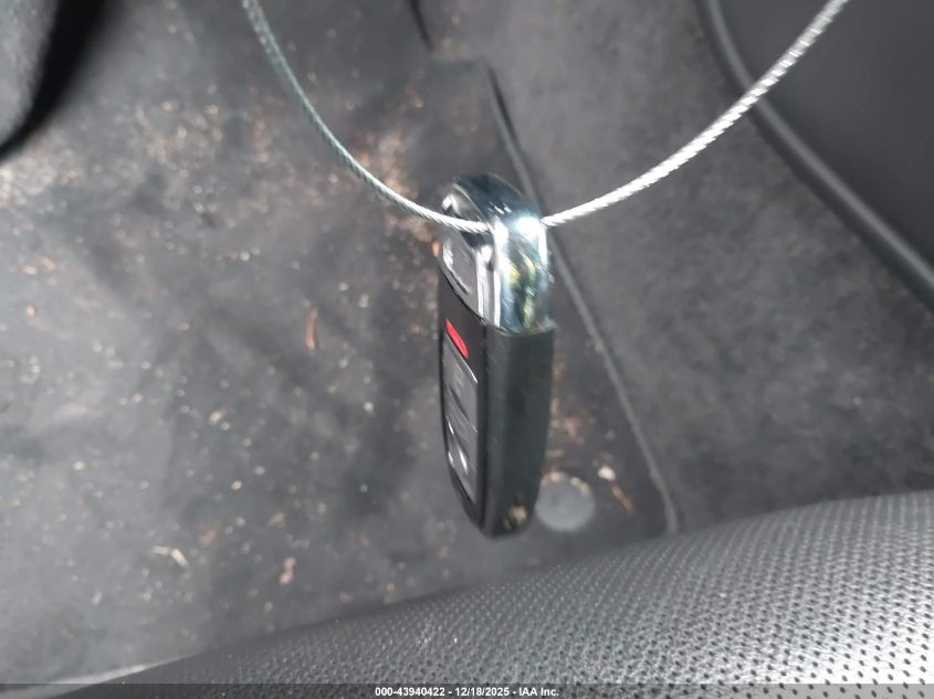 2013 Audi A8 L 3.0T VIN: WAURGAFD0DN004722 Lot: 43940422