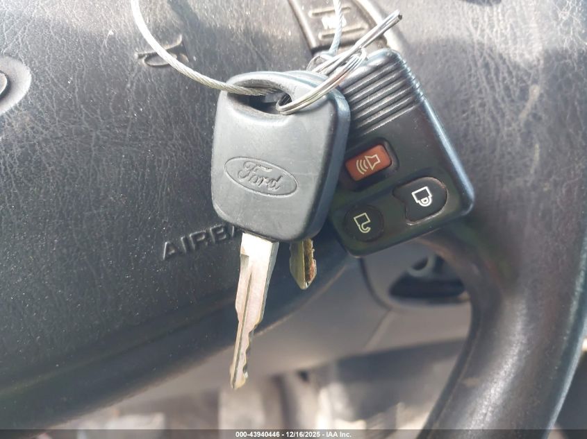 2000 Ford F-150 Lariat/Work Series/Xl/Xlt VIN: 1FTRX18L2YKA86466 Lot: 43940446