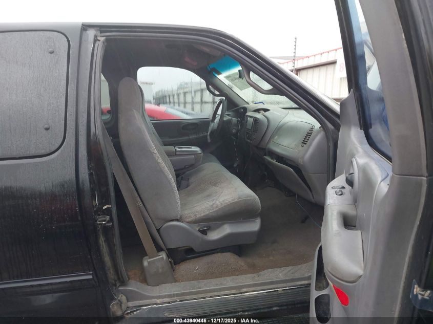 2000 Ford F-150 Lariat/Work Series/Xl/Xlt VIN: 1FTRX18L2YKA86466 Lot: 43940446