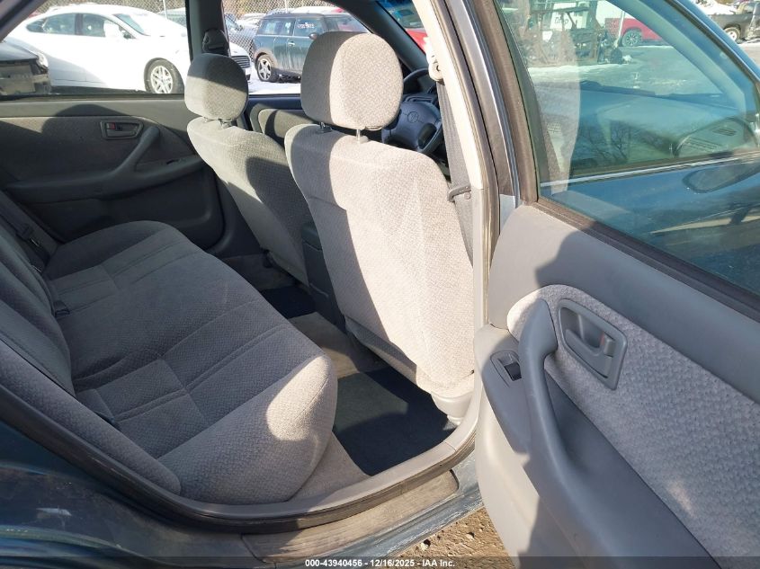 2001 Toyota Camry Le VIN: 4T1BG22KX1U767679 Lot: 43940456