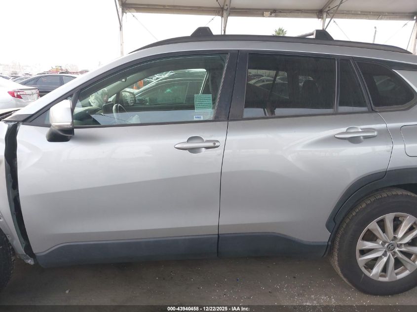 2023 Toyota Corolla Cross Le VIN: 7MUBAABGXPV060600 Lot: 43940458