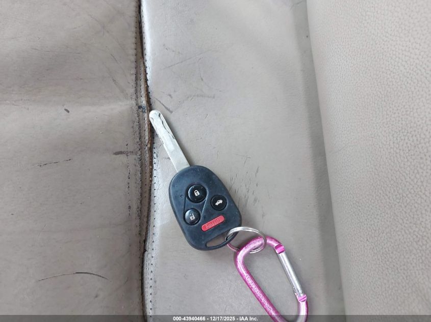 2010 Honda Accord 2.4 Ex-L VIN: 1HGCP2F84AA011162 Lot: 43940466