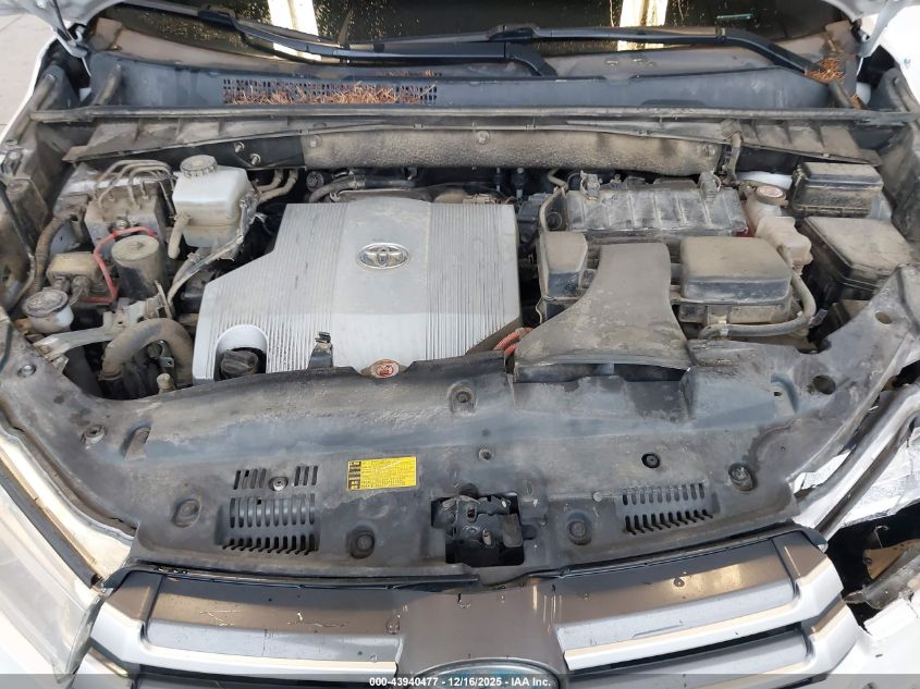2018 Toyota Highlander Hybrid Xle VIN: 5TDJGRFHXJS037458 Lot: 43940477