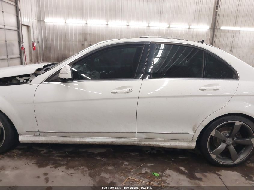 2009 Mercedes-Benz C 300 Luxury 4Matic/Sport 4Matic VIN: WDDGF81XX9R073334 Lot: 43940482