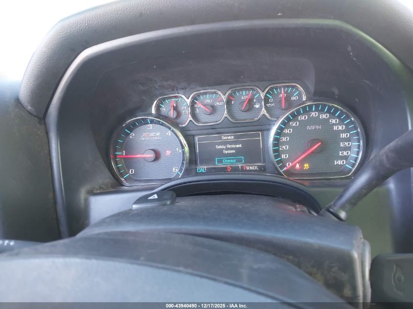 2018 Chevrolet Silverado 1500 2Lt VIN: 3GCUKREC7JG633255 Lot: 43940490