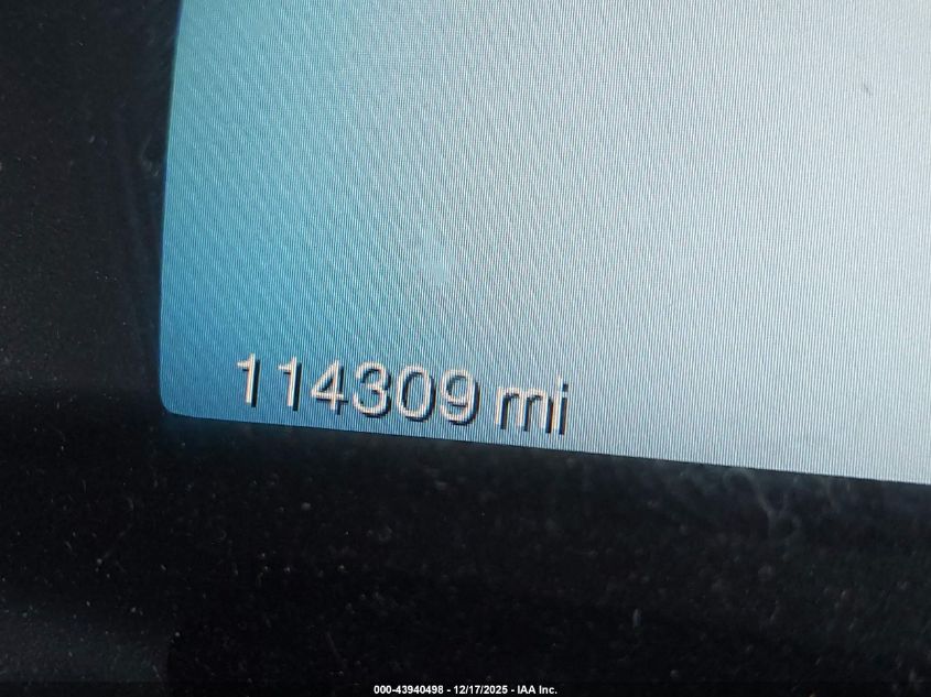 2011 Ford Edge Sel VIN: 2FMDK3JC8BBA58215 Lot: 43940498