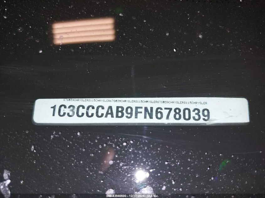 2015 Chrysler 200 Limited VIN: 1C3CCCAB9FN678039 Lot: 43940500