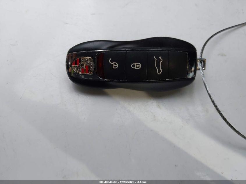 2015 Porsche Macan S VIN: WP1AB2A58FLB58032 Lot: 43940536