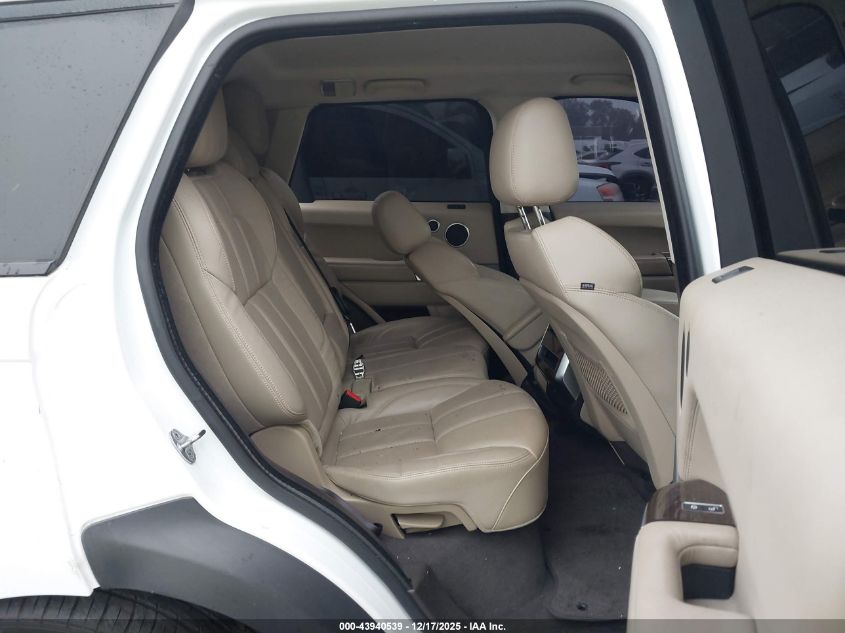 2016 Land Rover Range Rover Sport 3.0L V6 Supercharged Se VIN: SALWG2VF7GA581797 Lot: 43940539