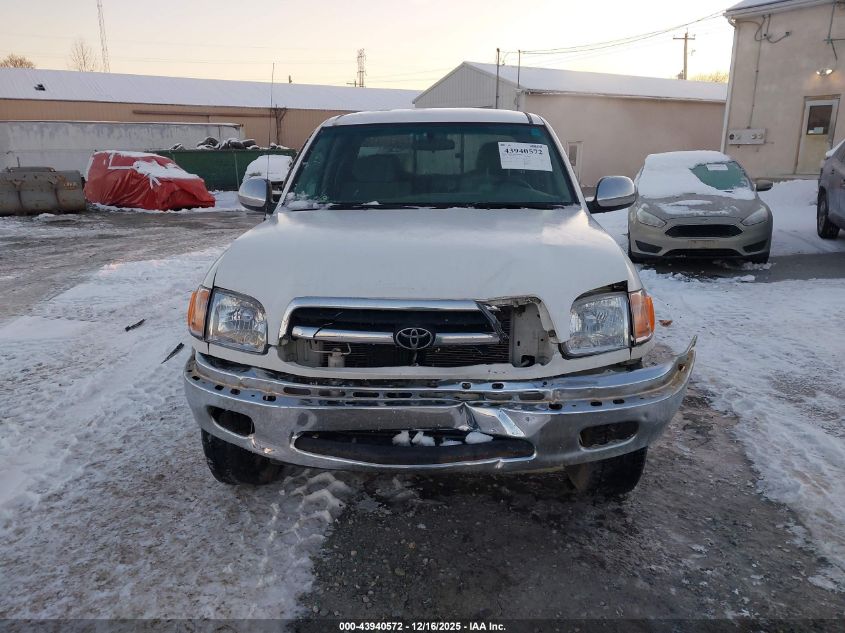 2000 Toyota Tundra Sr5 V8 VIN: 5TBBT4418YS045702 Lot: 43940572
