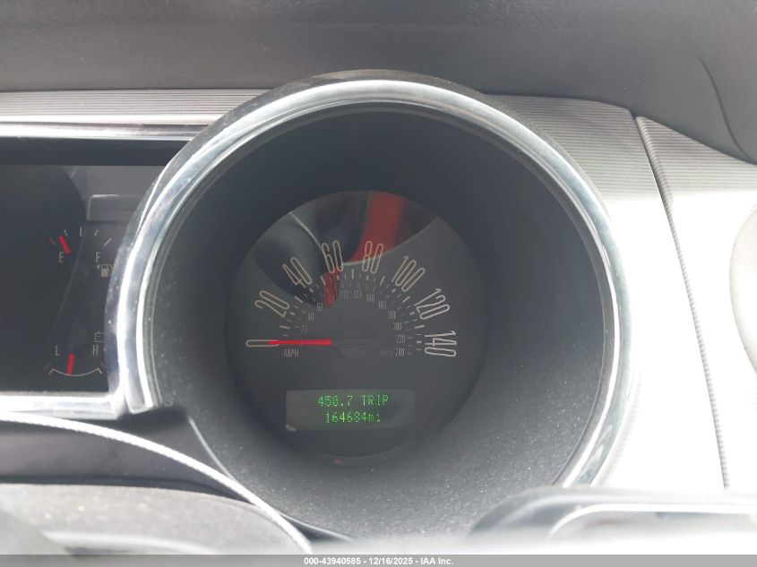 2005 Ford Mustang Gt VIN: 1ZVFT85H655210379 Lot: 43940585