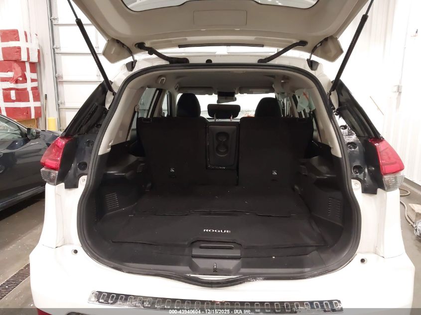 2017 Nissan Rogue Sv VIN: JN8AT2MV8HW002363 Lot: 43940604