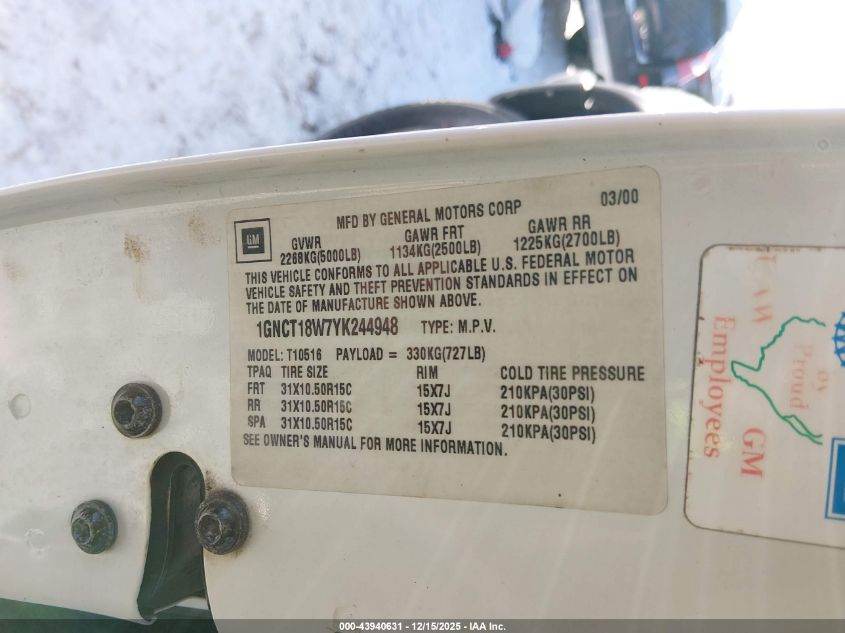 2000 Chevrolet Blazer Ls VIN: 1GNCT18W7YK244948 Lot: 43940631