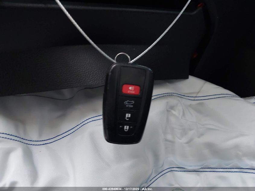 2020 Toyota Rav4 Xle Premium VIN: 2T3C1RFV0LW083060 Lot: 43940634