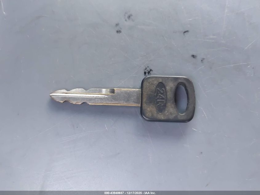 1997 Ford Explorer Eddie Bauer/Limited/Xl/Xlt VIN: 1FMDU34E1VZA09561 Lot: 43940657