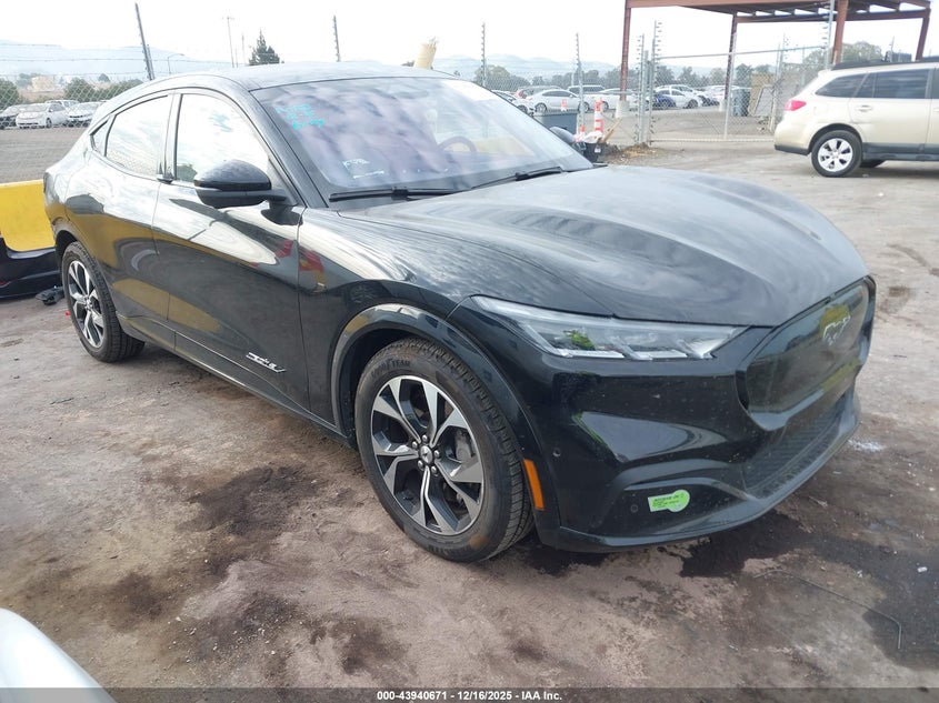 2022 Ford Mustang Mach-E Premium