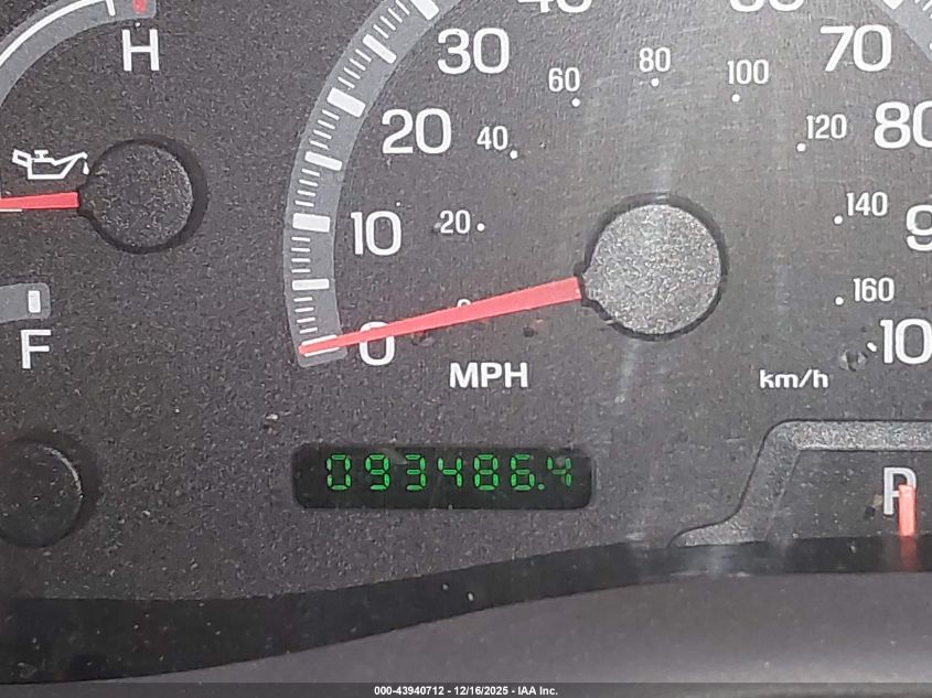 2002 Ford F-150 Lariat/Xlt VIN: 1FTRW08L52KB16130 Lot: 43940712