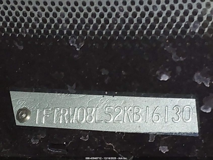 2002 Ford F-150 Lariat/Xlt VIN: 1FTRW08L52KB16130 Lot: 43940712