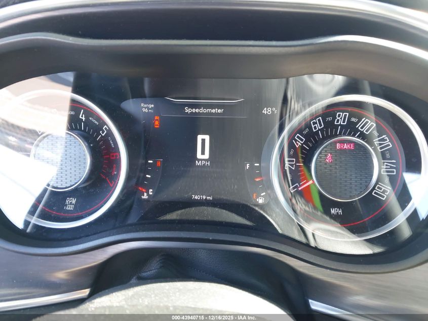 2015 Dodge Challenger R/T VIN: 2C3CDZAT8FH710240 Lot: 43940715